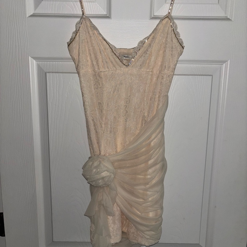 NWOT cream lace mistress rocks dress - Picture 9 of 10